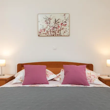 Apartment Sunce Promajna