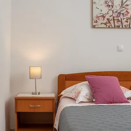 Apartment Sunce Promajna